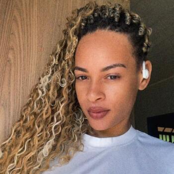 Babysitter Guarujá: Nathalia