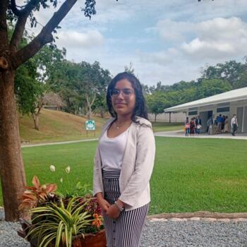 Babysitter in Guayaquil: Rosmely Rosaura