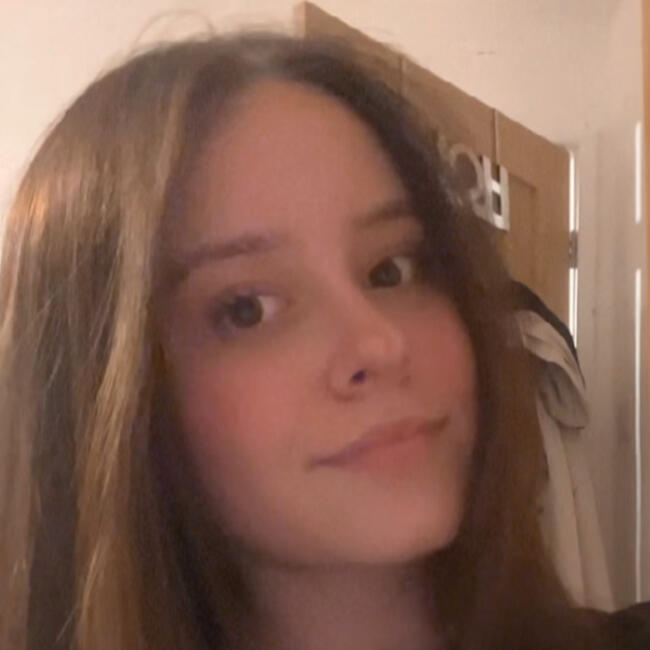 Babysitter in Wallsend: Rubi