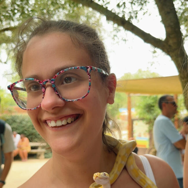 Babysitter in Castlereagh: Danielle