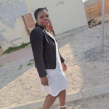 Babysitter in Cape Town: Emily