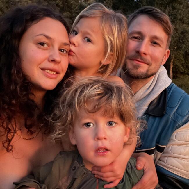 Babysitting job in Vale de Santarém: Richard