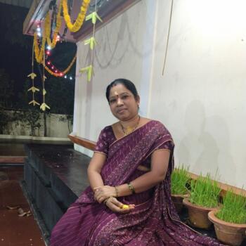 Nanny in Talegaon Dābhāde: Bhagyavati