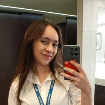 Canguro en Alicante: Nicolle lorena