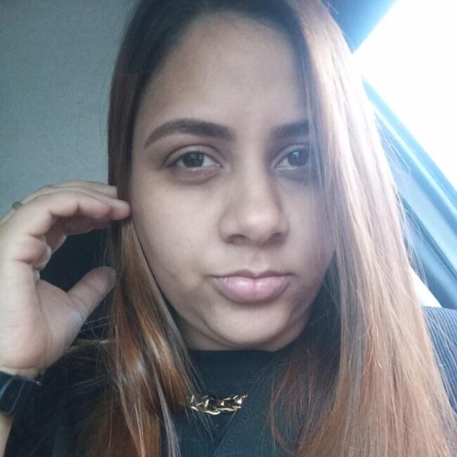 Babysitter in Praia Grande: Beatriz