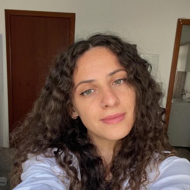 Babysitter em Coimbra: Sara