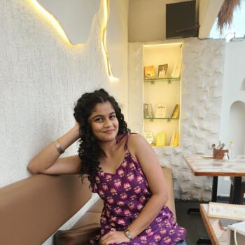 Babysitter Pimpri-Chinchwad: Rujuta