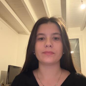 Babysitter in Riscle: Lola