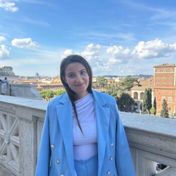 Babysitter in Rome: Martina