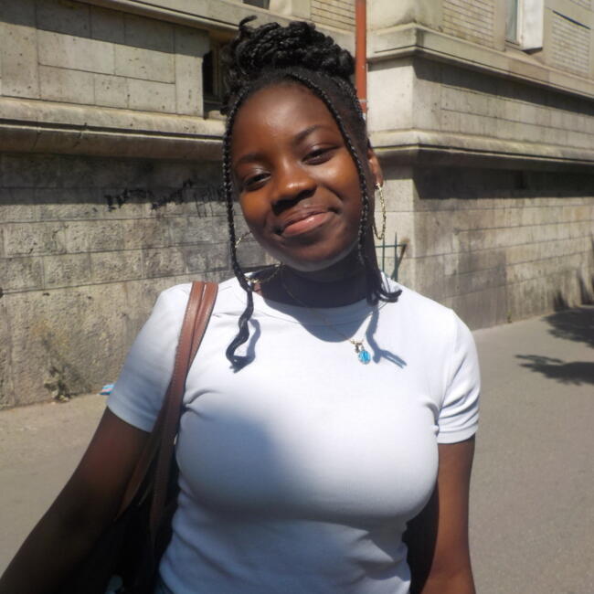 Babysitter in Paris: Joyce