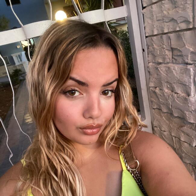 Babysitter a Bari: Leyla