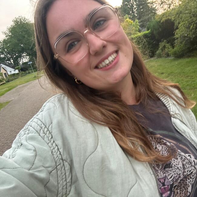 Oppas in Hoogland: Lisa