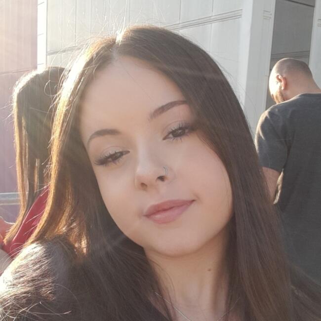 Babysitter in Barueri: Yasmin