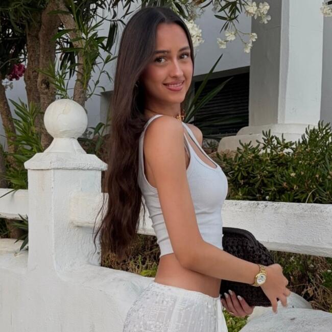 Niñera en San Julian de Muskiz: Laia