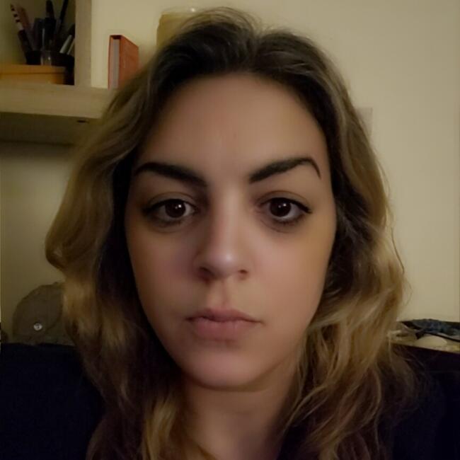 Babysitter in Rennes: Christina