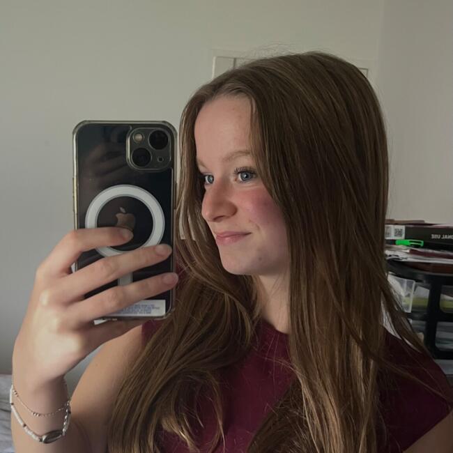 Babysitter in Beaurains: Eva