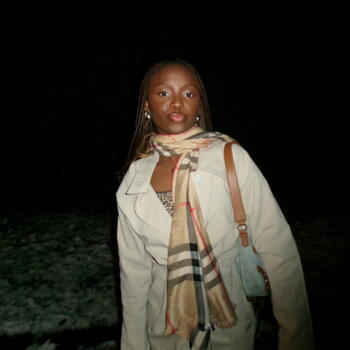 Babysitter in Kortrijk: Henrietta