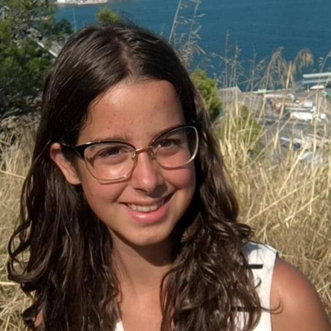 Babysitter in Paterna: Elena