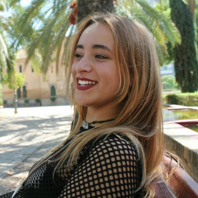 Babysitter in Seville: Macarena