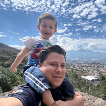 Babysitting job in Ciudad Guzmán: babysitting job Miguel Angel