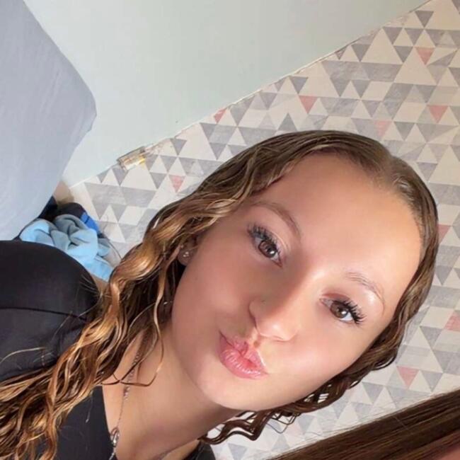Babysitter in Saint-Pierre-du-Chemin: Alycia