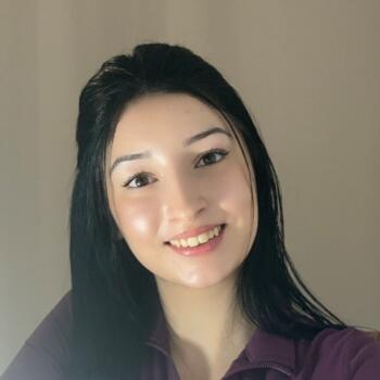 Babysitter in A Coruña: Lucía