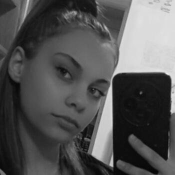 Bébiszitter Dunaharaszti: Emese