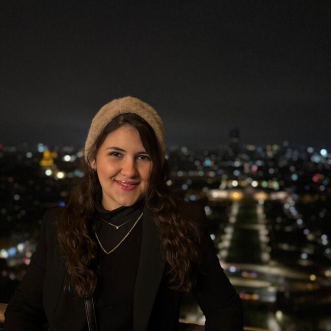 Babysitter in Romainville: Tyna