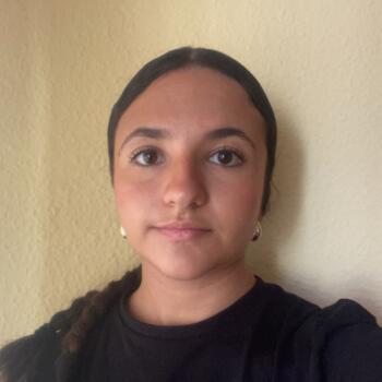 Canguro en Fuengirola: Alejandra