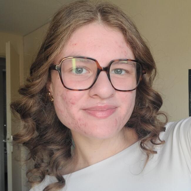 Babysitter in Bavilliers: Lauryne