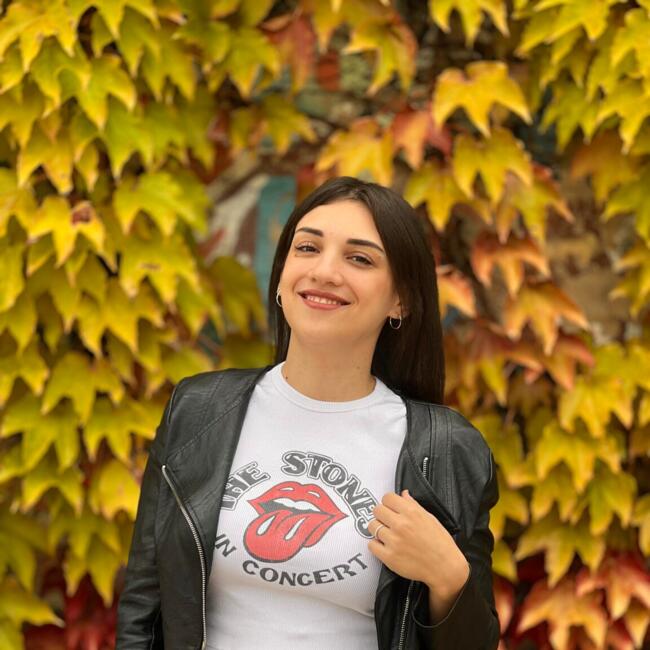 Babysitter a Caserta: Sara