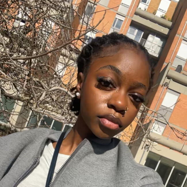 Babysitter in Bondoufle: Carmelia