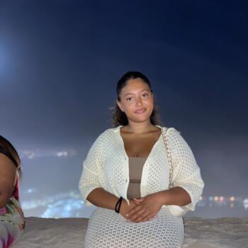 Baby-sitter in Colombes: Manel