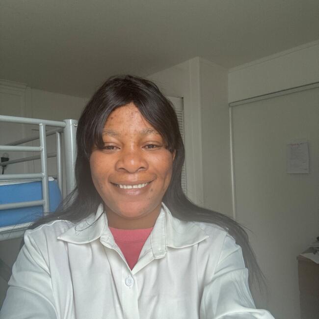 Babysitter in Vigneux-sur-Seine: Ohoua Marie Emmanuelle