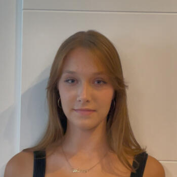 Babysitter in Lübeck: Arina