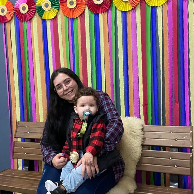 Emprego de babá em Xanxerê: Larissa