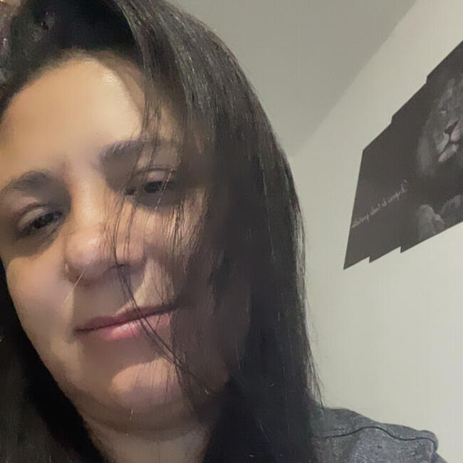 Babysitter in São José do Rio Preto: Simone