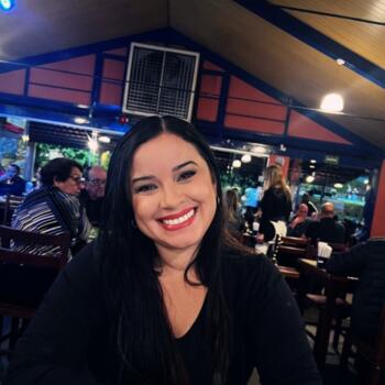 Babysitter in Pedro Leopoldo: Cintia