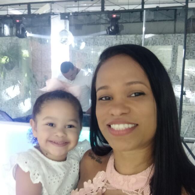 Babá em Santos: Nina Alves