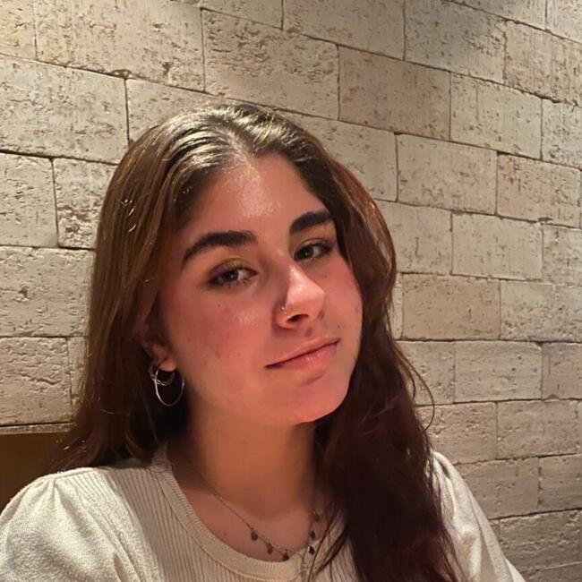 Babá em Brasília: Jhulia