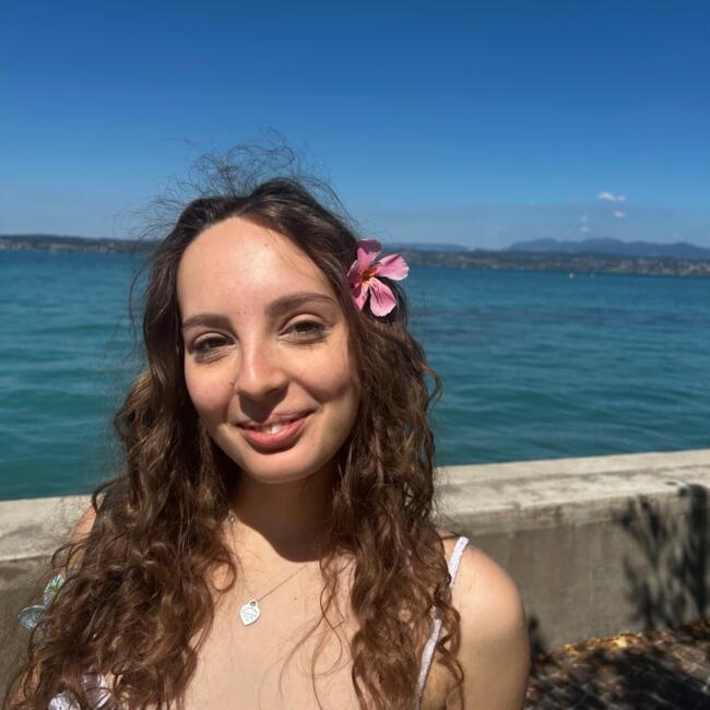 Babysitter in Gazzada Schianno: Aurora