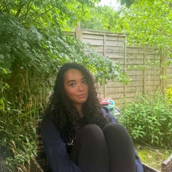 Babysitter in Swindon: Layla