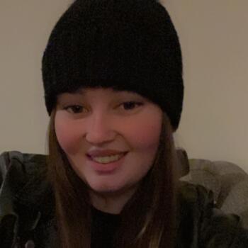 Babysitter in Belfast: Chloe