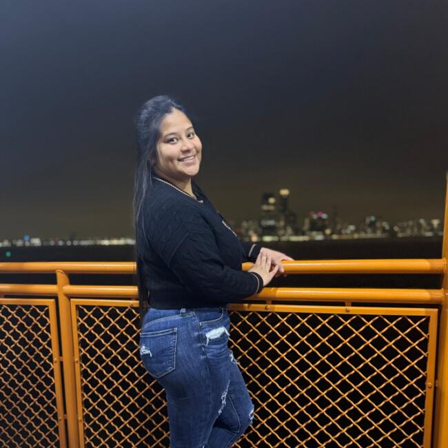 Babysitter in Stamford: Nahomi