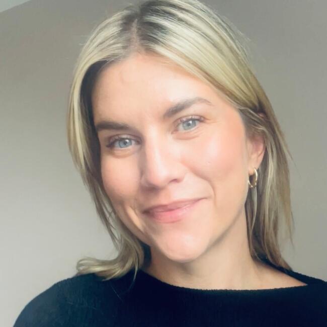 Babysitter in Kildare: Niamh