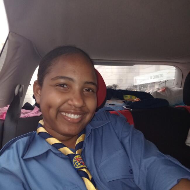 Babysitter em Unhos: Kirsia Esmiralda Sousa Pontes