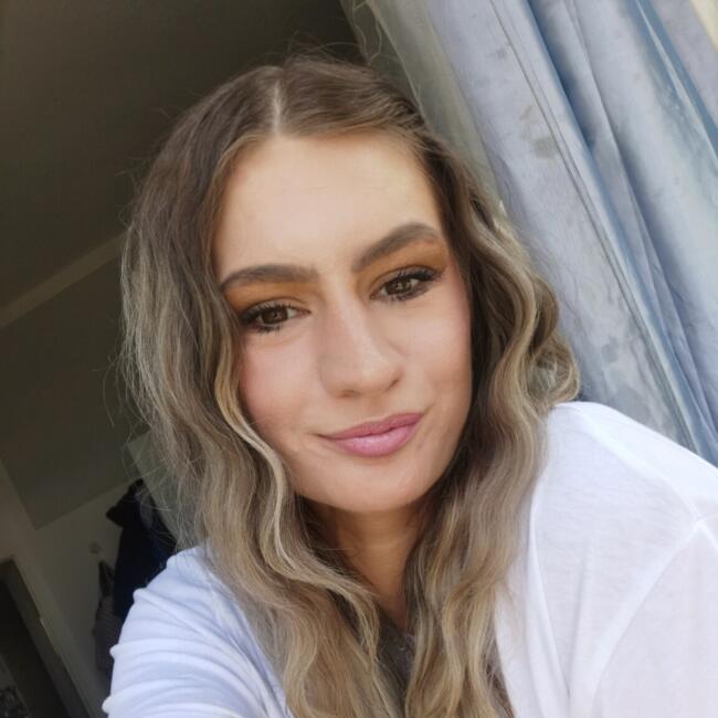 Babysitter in Lüdenscheid: Laura