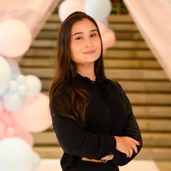 Babá em Campo Grande: Caroline