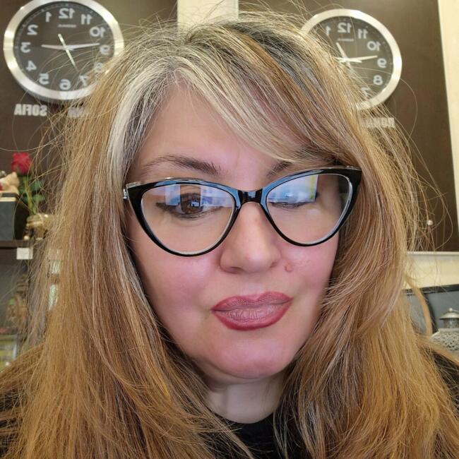 Babysitter in Sliven: МериMariella