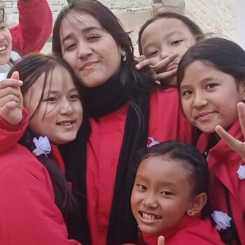 Babysitter Kathmandu: Saniya